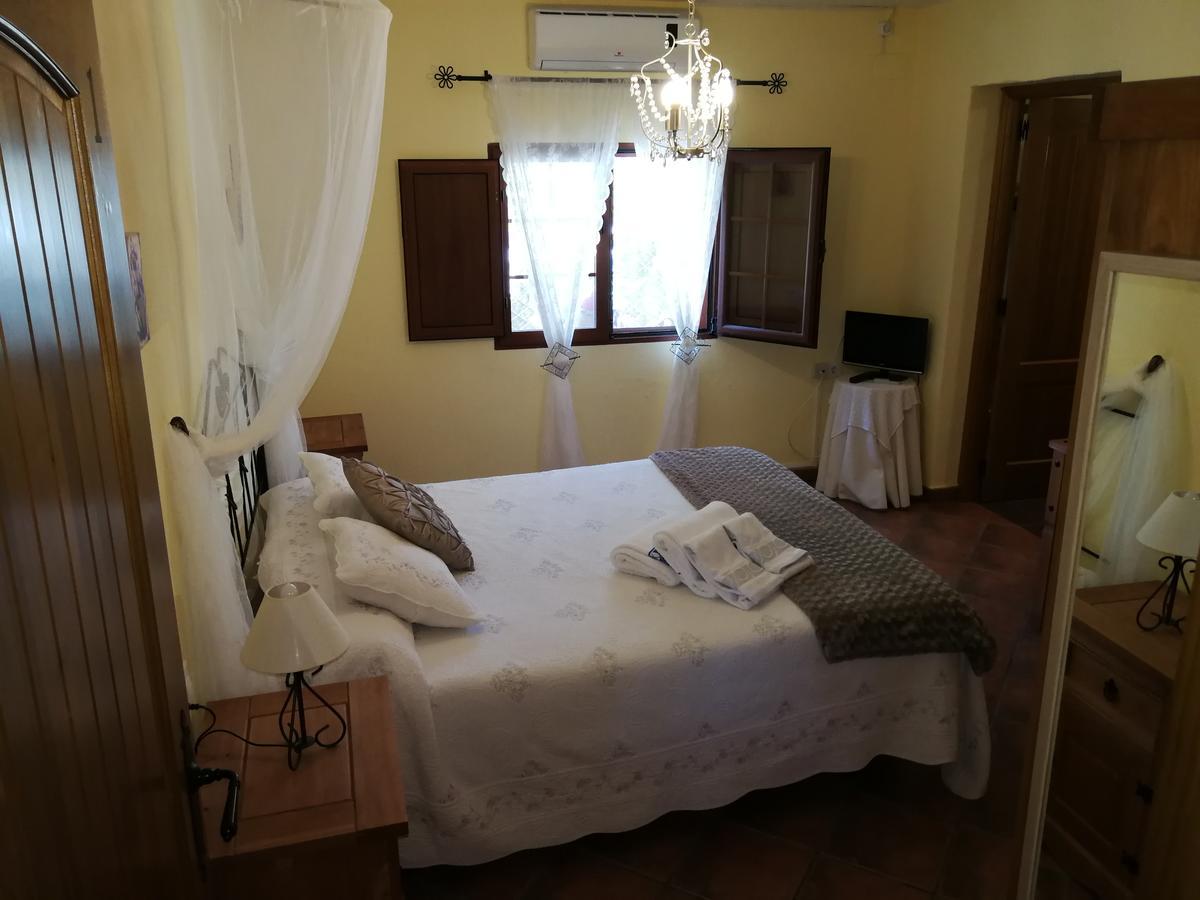 Casa Rural Balcon Del Camino Viejo Валенсия-де-Алькантар Экстерьер фото